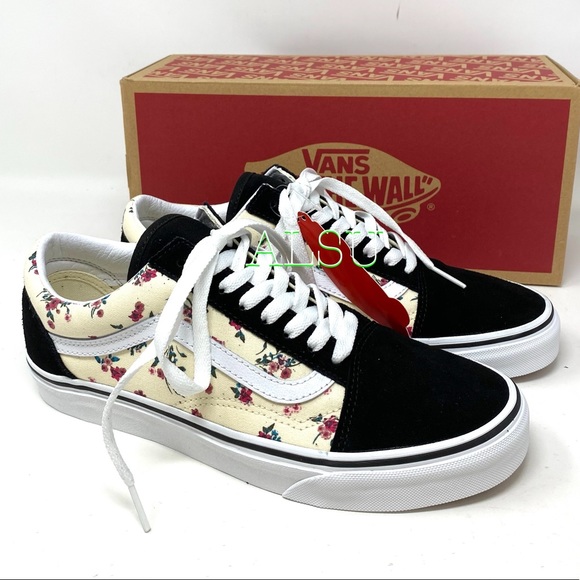 🌸Sale🌸 VANS Old Skool Ditsy Floral Women’s Sneakers Roses Pattern VN0A38G116Z - Picture 6 of 11